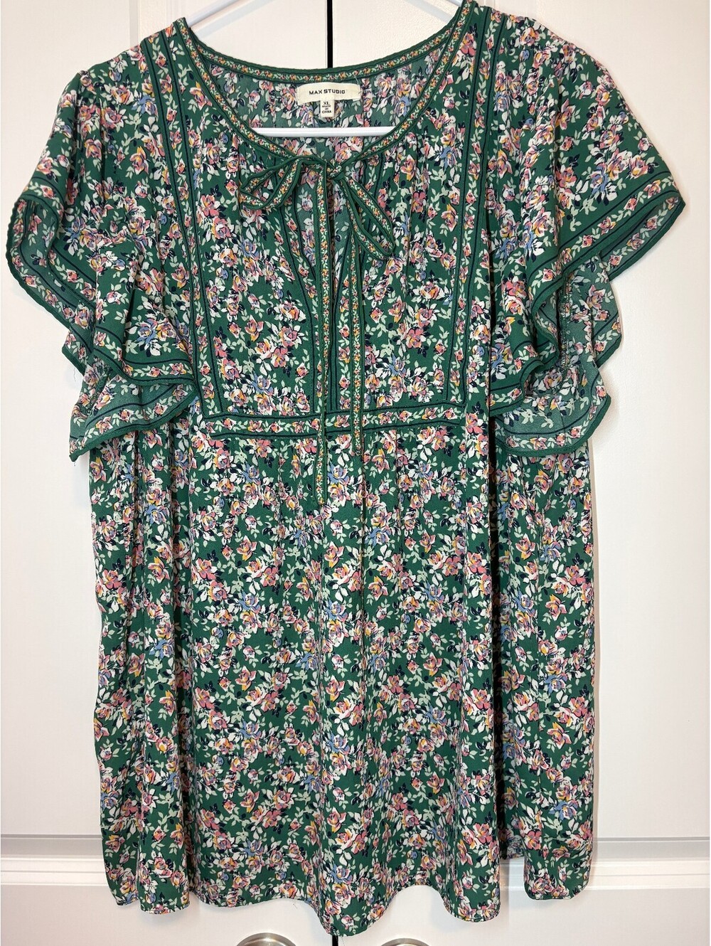 Max Studio XL Green Floral Boho Peasant Blouse with Ruffle Sleeves